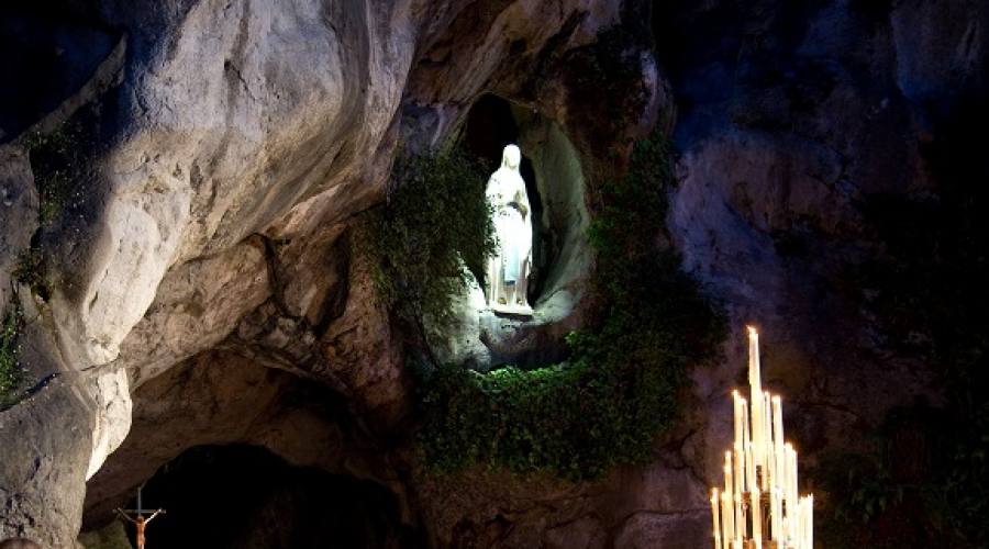 Pellegrinaggi Lourdes dalla Sardegna in Bus Nave via Porto Torres